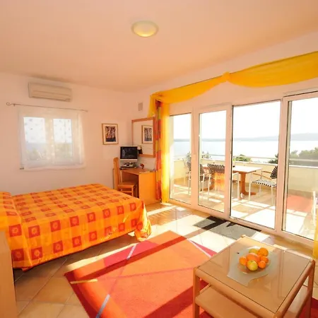 Casa-Gorma At The Beach, Apartment 130 Apartment Jelsa (Hvar)
