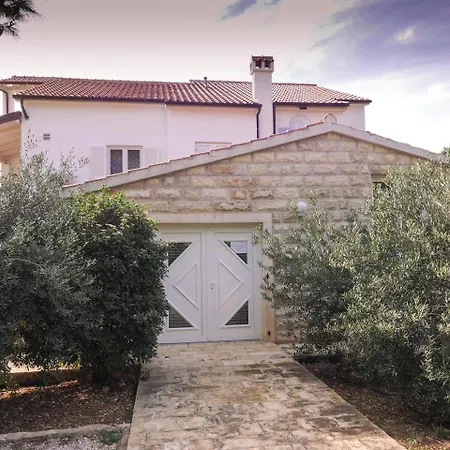 Casa-Gorma At The Beach, Apartment 130